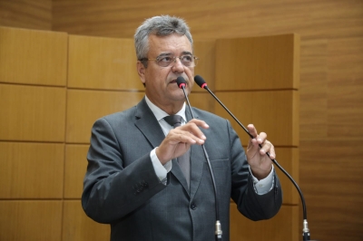 Luciano Pimentel destaca sanção de Lei que torna obrigatória a presença de fisioterapeuta nas UTIs de Sergipe - Foto: Jadilson Simões | Alese