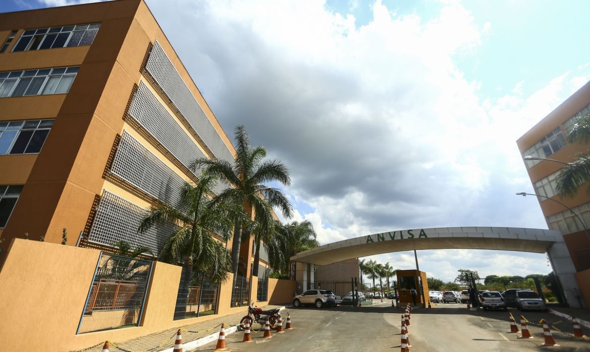 Fachada do edifício sede da Agência Nacional de Vigilância Sanitária (Anvisa) - Foto: Marcelo Camargo | Agência Brasil