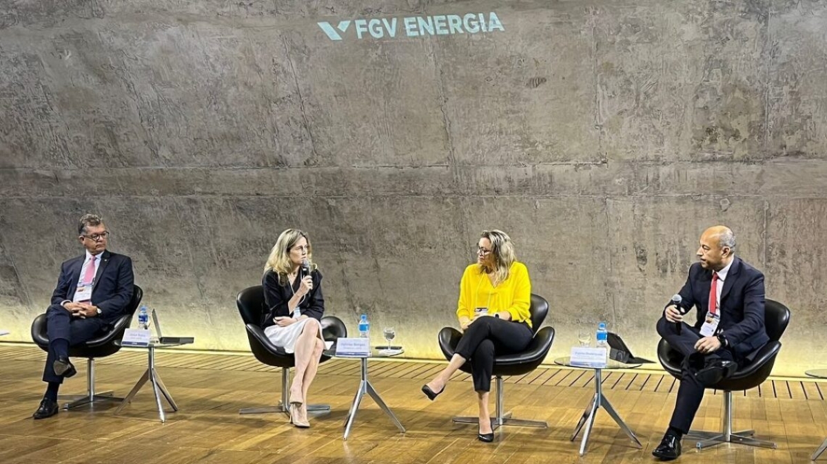 Laércio Oliveira defende em seminário da FGV o aumento da produção de gás natural para que o Brasil se torne autossuficiente - Foto: Site Laércio Oliveira
