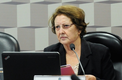 Em discurso, Maria do Carmo Alves se despede do Senado da República - Foto: Assessoria Maria do Carmo Alves
