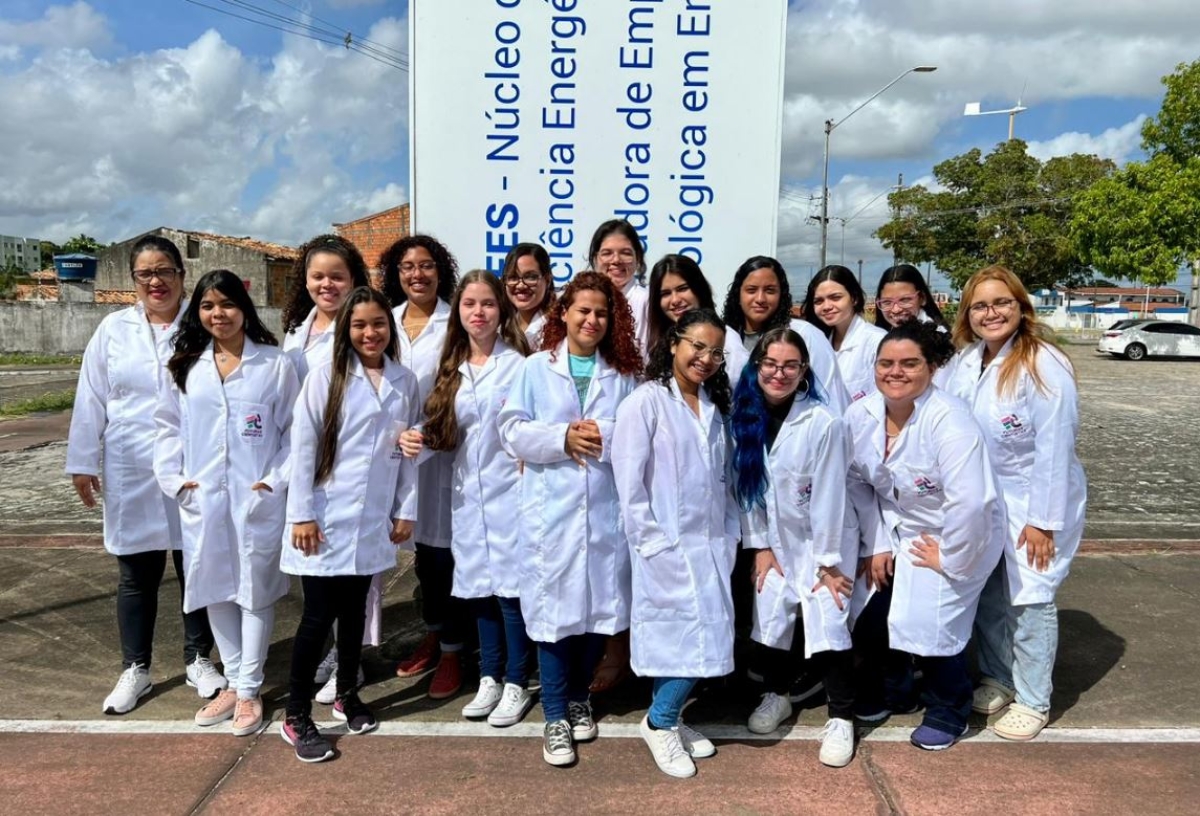 Estudantes sergipanas participam do programa nacional Futuras Cientistas no SergipeTec - Foto: SergipeTec