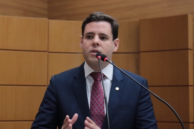 "Mostrando quem realmente divide o povo brasileiro", diz Rodrigo Valadares sobre Haddad - Foto: Assessoria Rodrigo Valadares