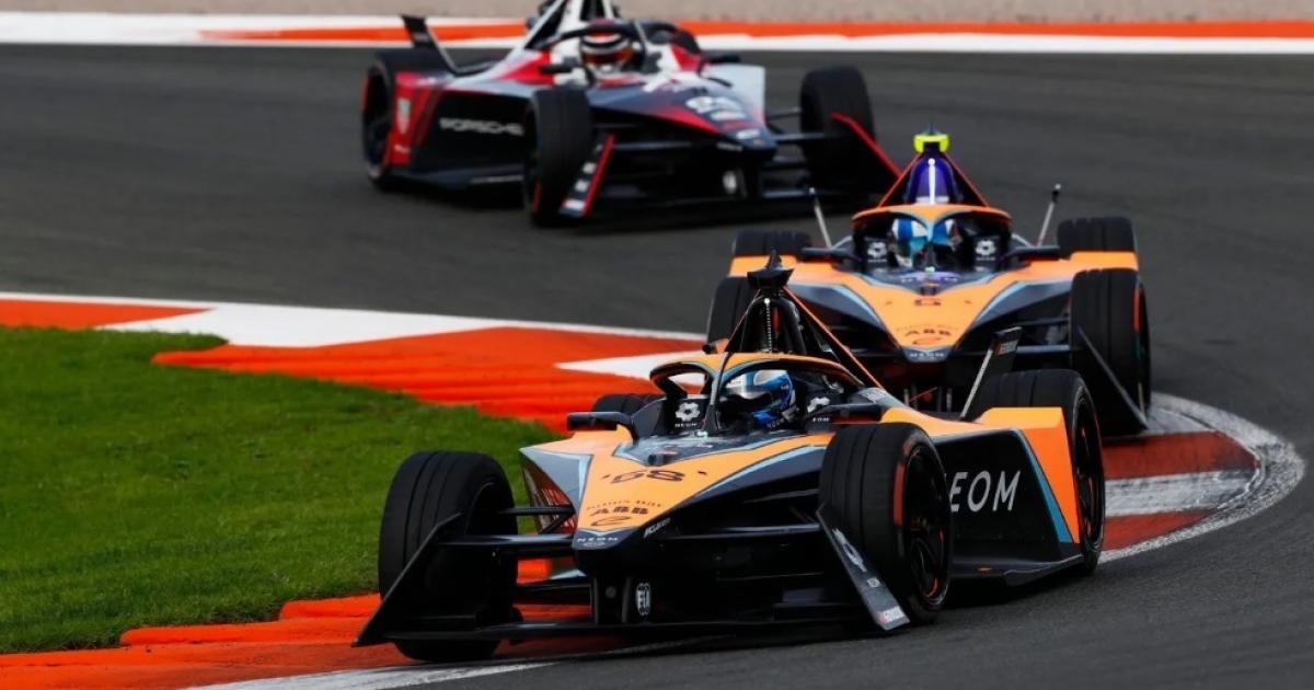 Veículo da terceira geração: velocidade com sustentabilidade - Foto: fiaformulae.com