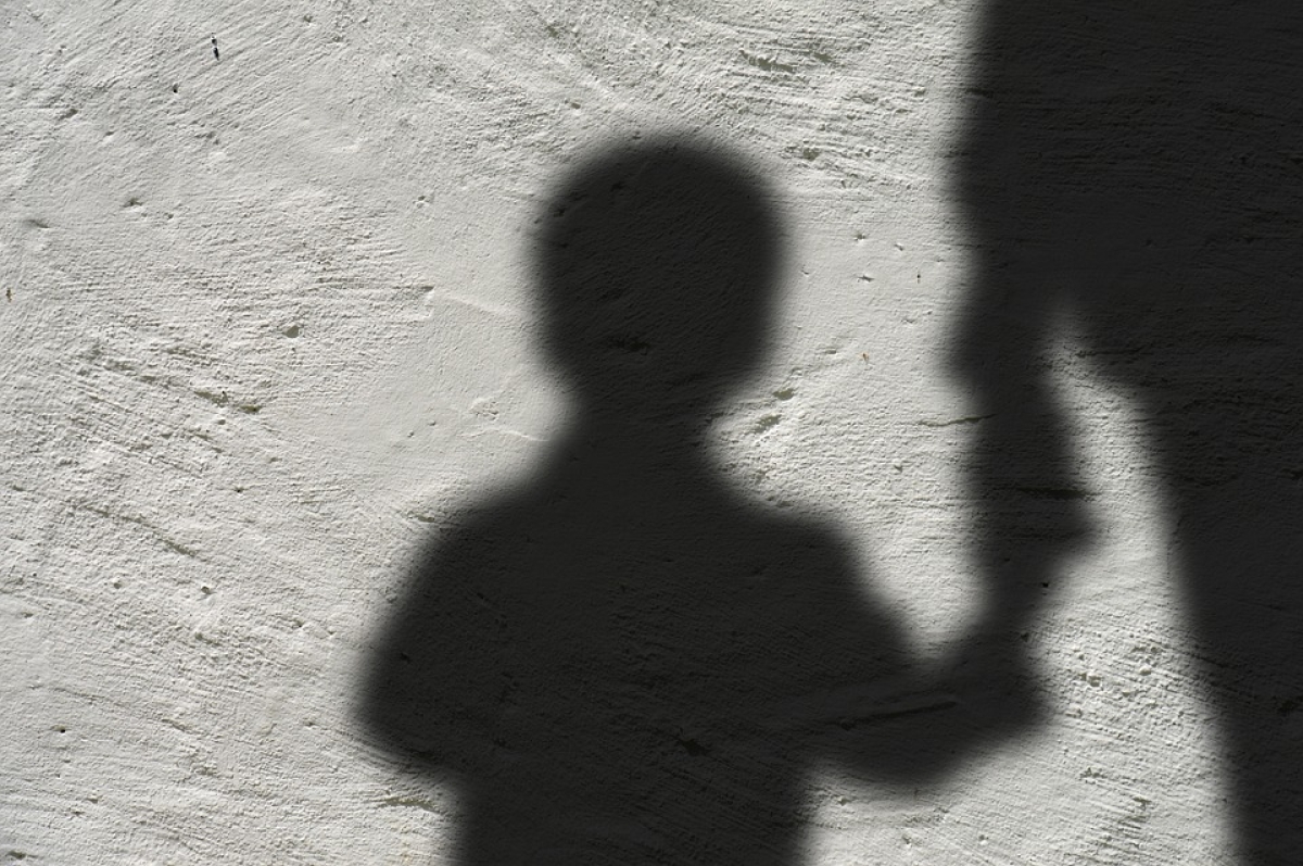 Pais devem ficar atentos ao comportamento das crianças para identificar sinais de crimes sexuais - Foto: SSP/SE