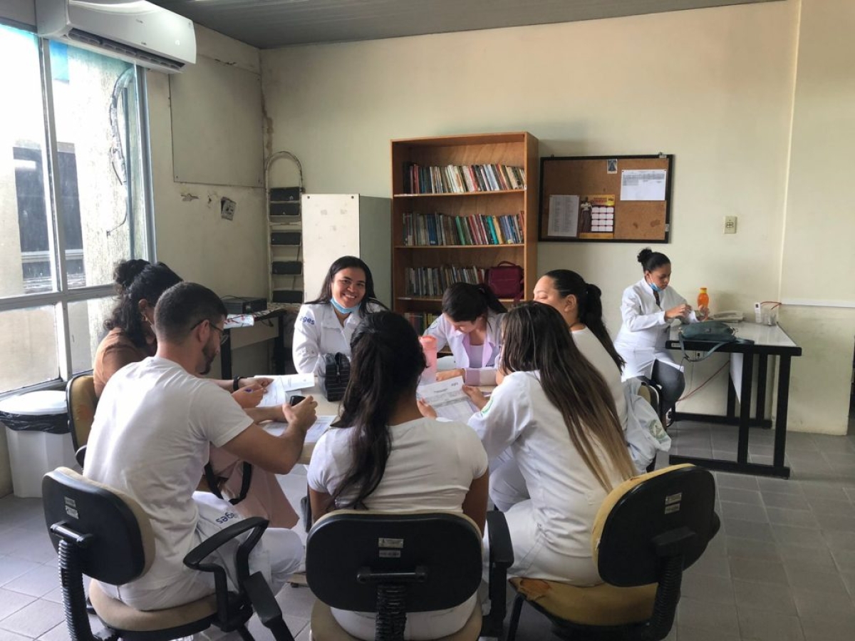 Biblioteca do Huse disponibiliza para leitura e pesquisa acadêmica mais de dois mil livros - Foto: SES/SE