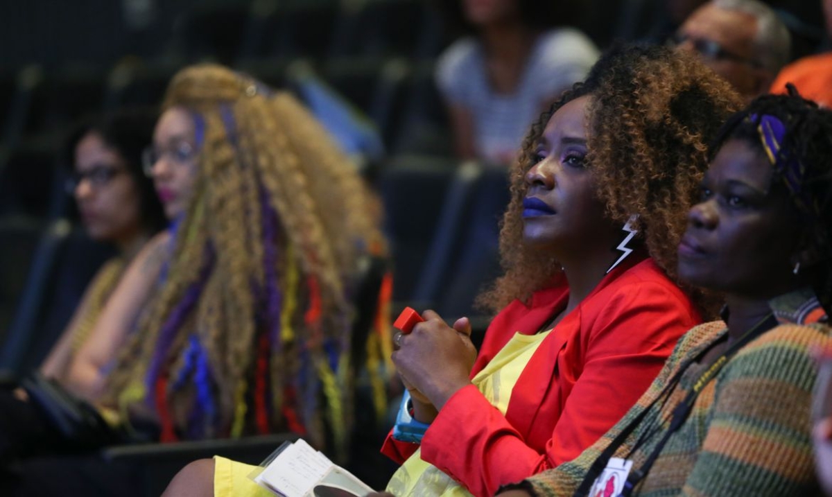 Mesa de discussão Nós por Nós: Mídias Negras em Ação, no quarto dia do Festival Latinidades 2016  - Foto: Elza Fiuza | Agência Brasil