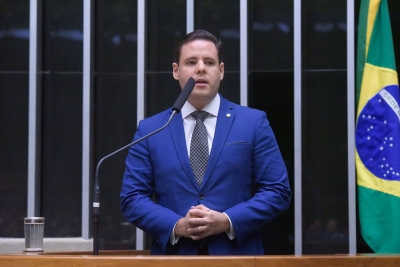 Rodrigo Valadares se manifesta contra o "PL da Censura" - Foto: Assessoria Rodrigo Valadares