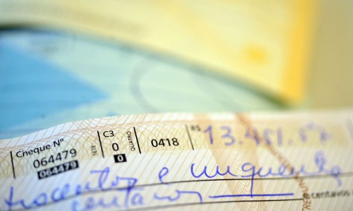 Cheque - Foto: Arquivo Agência Brasil