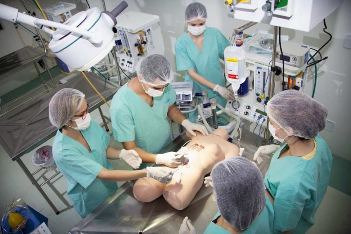 Parcerias com foco em inovação e tecnologia qualificam escolas médicas do Grupo Tiradentes - Foto: Asscom Grupo Tiradentes