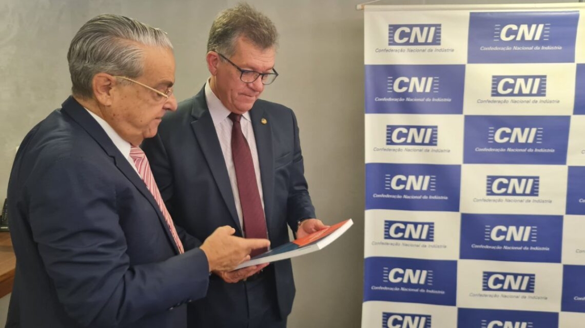 Laércio Oliveira apresenta oportunidades de investimentos em Sergipe para presidente da CNI, Robson Andrade - Foto: Site Laércio Oliveira Laércio Oliveira apresenta oportunidades de investimentos em Sergipe para presidente da CNI, Robson Andrade - Foto: Site Laércio Oliveira