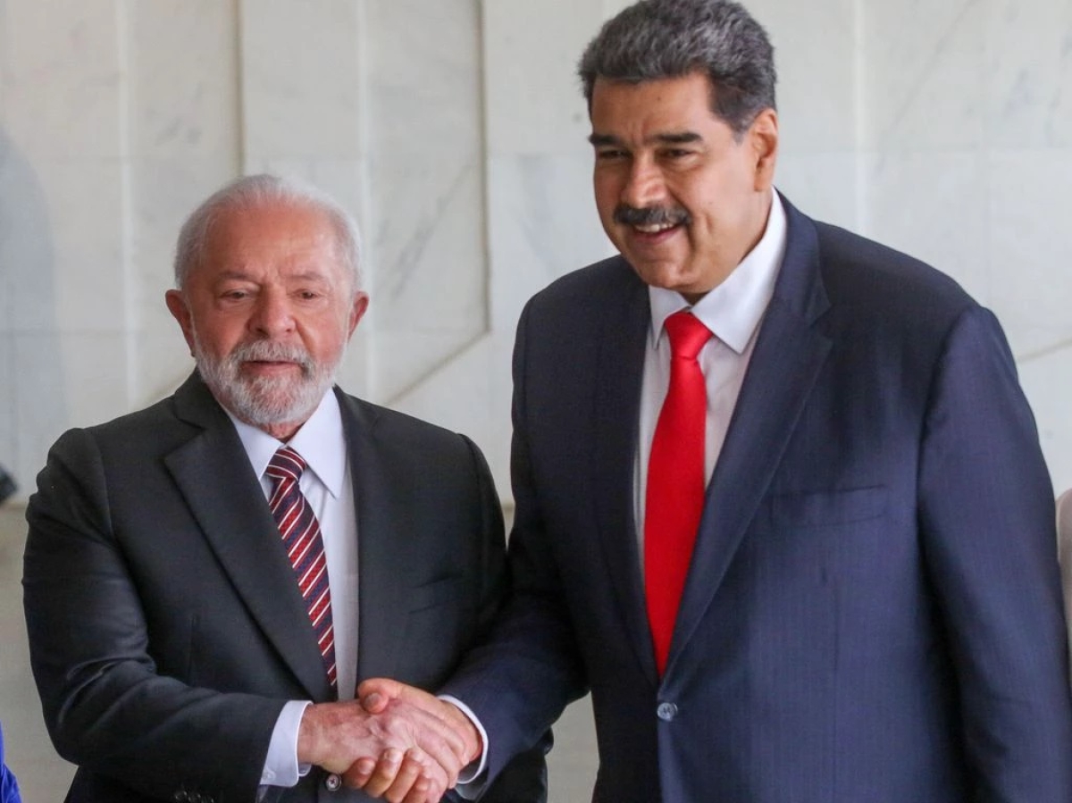 O presidente da Venezuela, Nicolás Maduro, chega ao Palácio do Itamaraty para almoço com o presidente Lula - Foto: Antônio Cruz | Agência Brasil