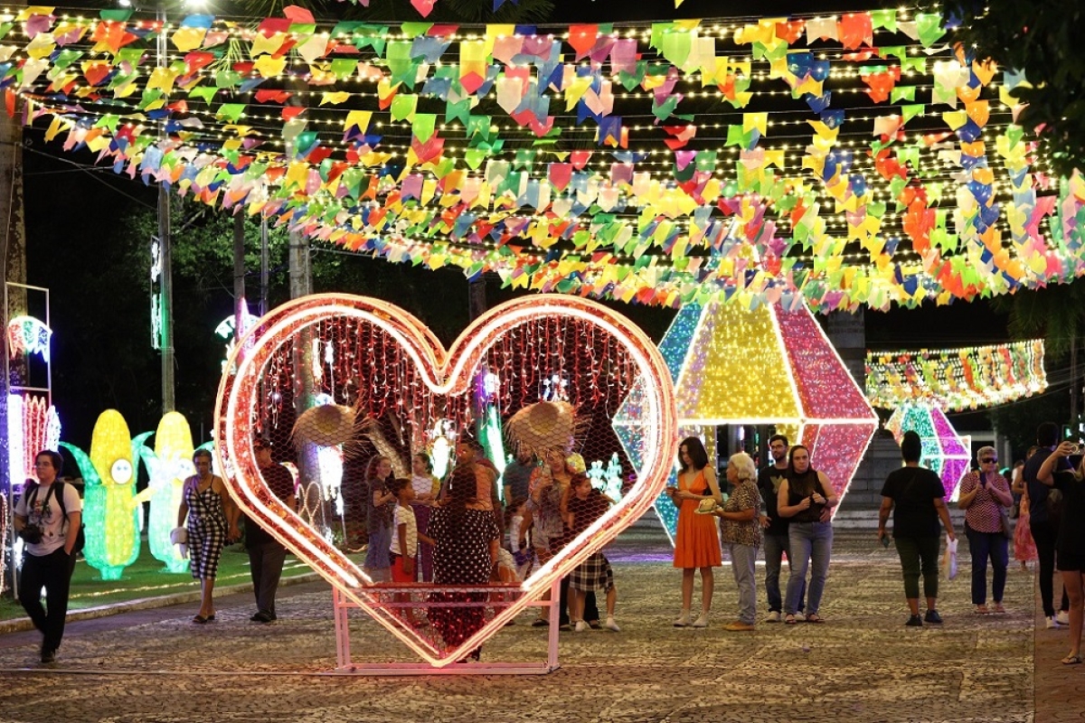 Os festejos atraem toda a população aracajuana e turistas de outros municípios e estados - Foto: Fecomércio/SE