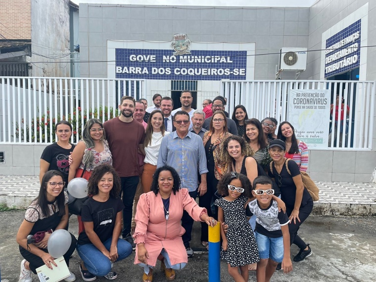 Prefeito Alberto Macedo concederá piso nacional aos profissionais da enfermagem da Barra dos Coqueiros - Foto: Prefeitura da Barra dos Coqueiros Prefeito Alberto Macedo concederá piso nacional aos profissionais da enfermagem da Barra dos Coqueiros - Foto: Prefeitura da Barra dos Coqueiros