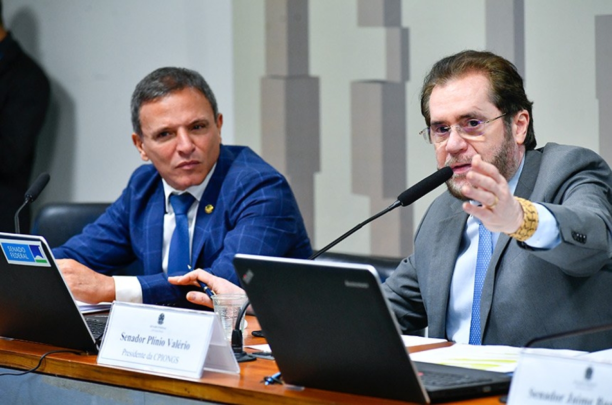 Marcio Bittar, relator, e Plínio Valério, presidente da CPI das ONGs, na reunião desta terça-feira - Foto: Geraldo Magela | Agência Senado