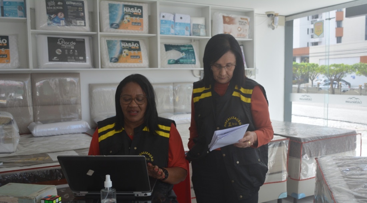 ITPS verifica colchões e colchonetes de espuma em ação orientativa - Foto: Gabriel Ribeiro