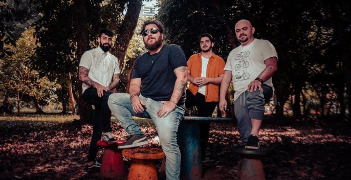 Banda baiana Bruma lança novo álbum "O Vendedor de Espelhos" - Foto: Divulgação