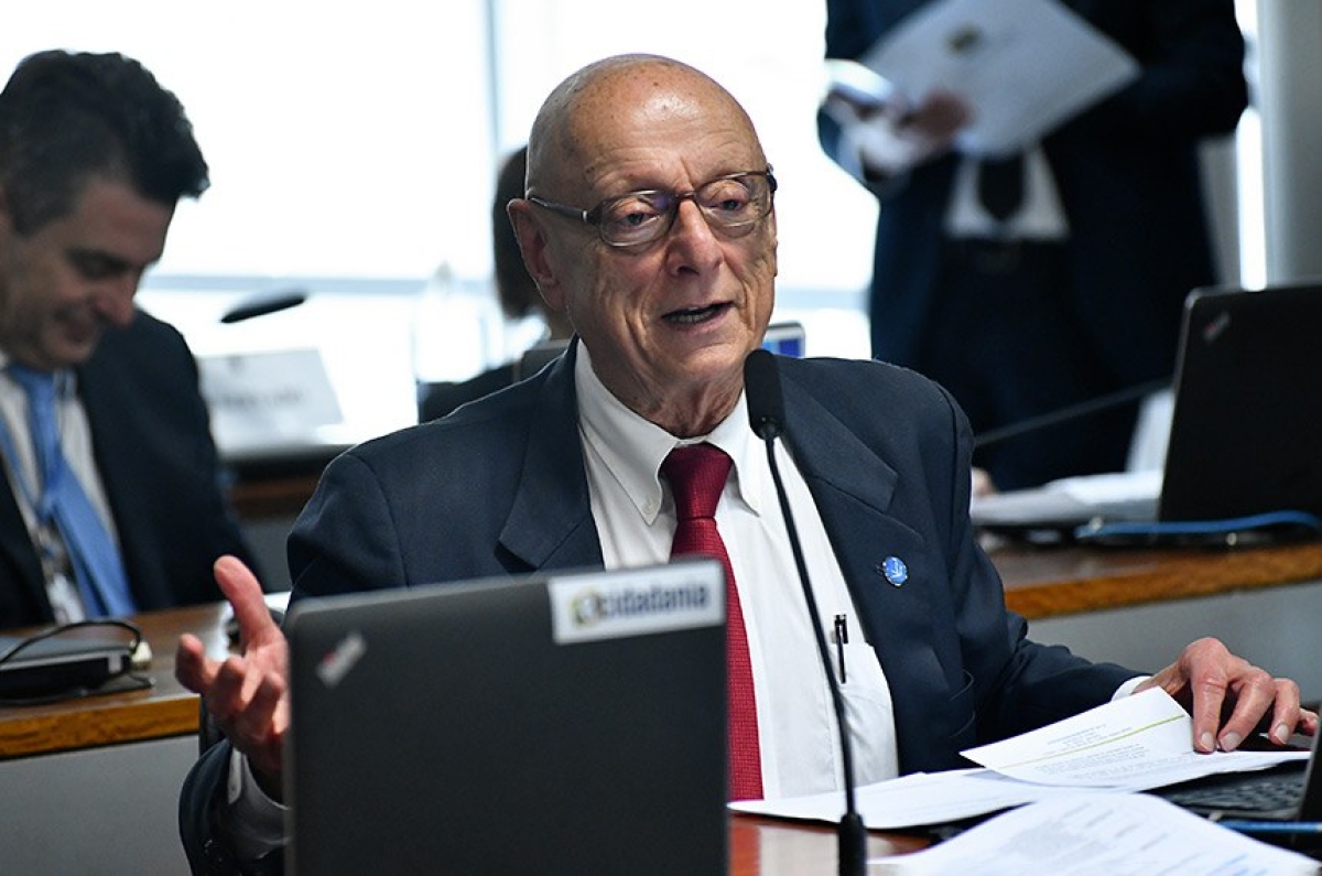 Amim apresentou emenda que incluiu músicos e regentes de música clássica no texto - Foto: 
Geraldo Magela | Agência Senado