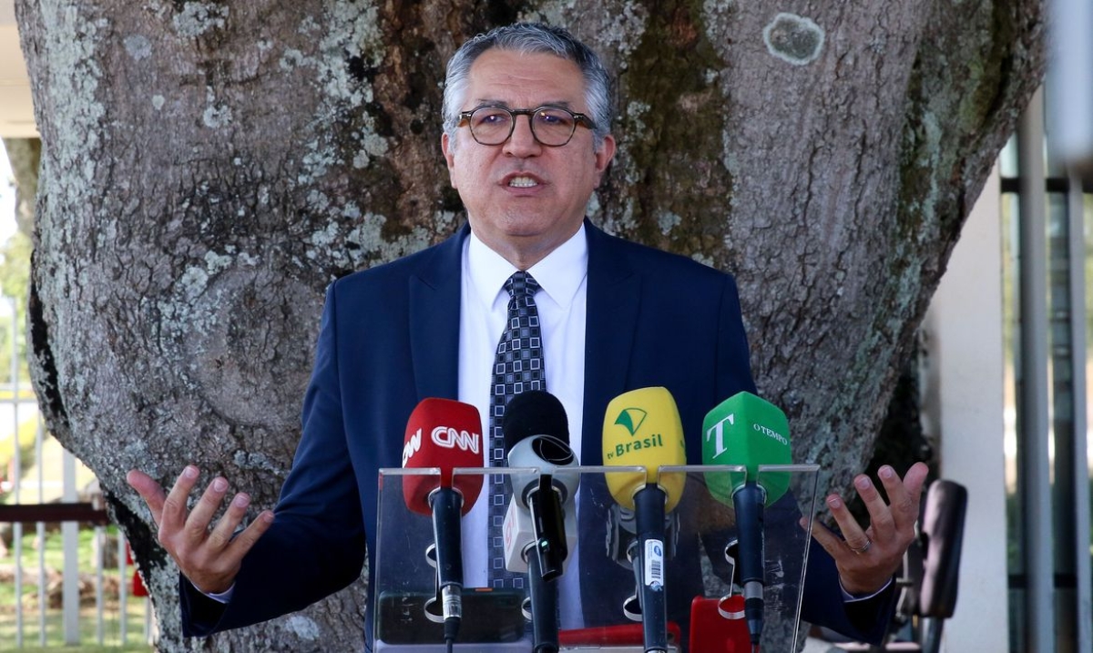 Brasília-DF, 07.07.2023 - O ministro-chefe da Secretaria de Relações Institucionais da Presidência da República, Alexandre Padilha, durante entrevista coletiva após encontro com o presidente Lula, no Palácio da Alvorada - Foto: Antônio Cruz | Agência Brasil