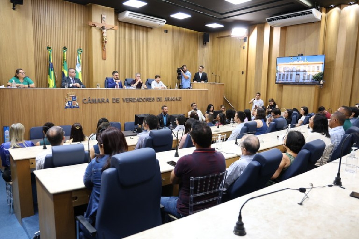 Câmara de Aracaju empossa mais 23 aprovados em concurso - Foto: Gilton Rosas | Câmara de Aracaju Câmara de Aracaju empossa mais 23 aprovados em concurso - Foto: Gilton Rosas | Câmara de Aracaju
