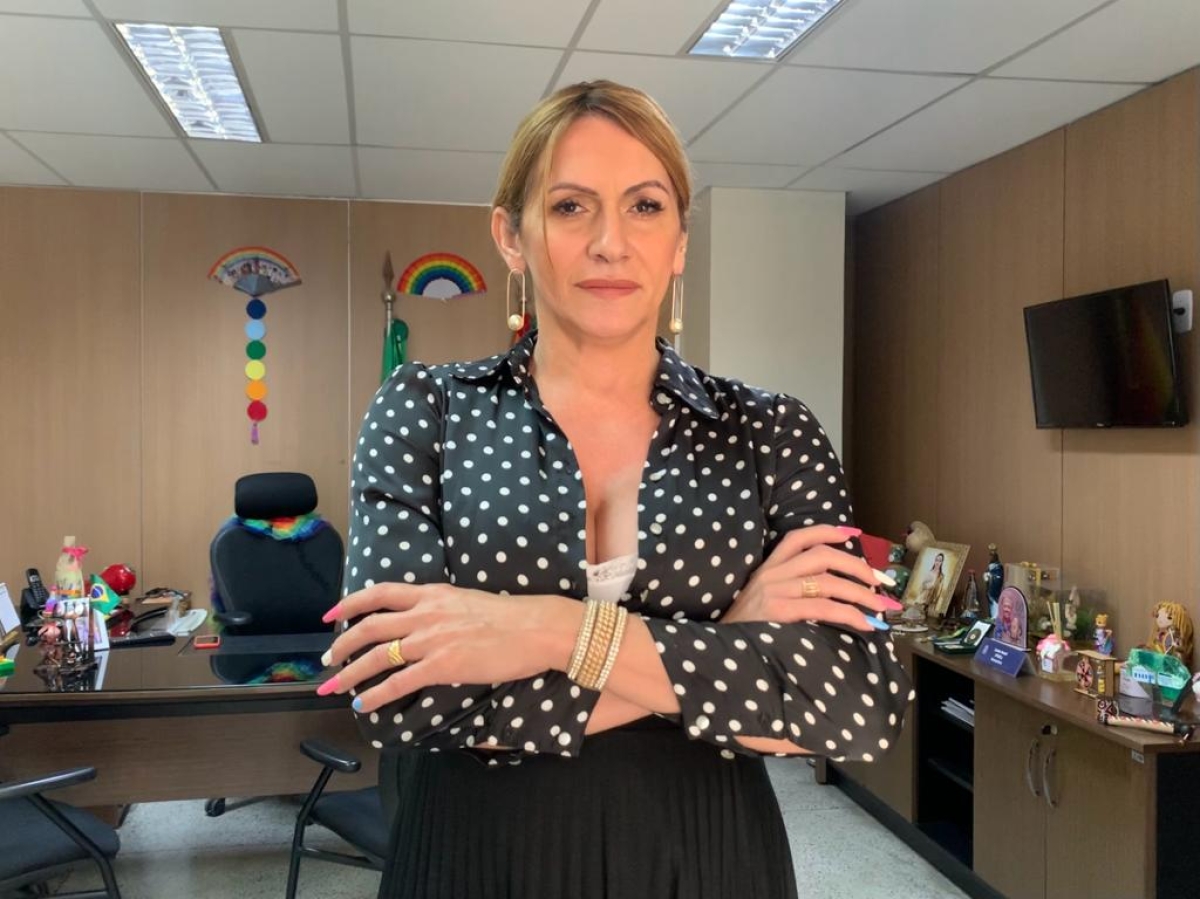 Linda Brasil denuncia atraso de salários de funcionárias/os terceirizadas/os da Secretaria de Assistência Social - Foto: Jande Marques | Assessoria Linda Brasil Linda Brasil denuncia atraso de salários de funcionárias/os terceirizadas/os da Secretaria de Assistência Social - Foto: Jande Marques | Assessoria Linda Brasil