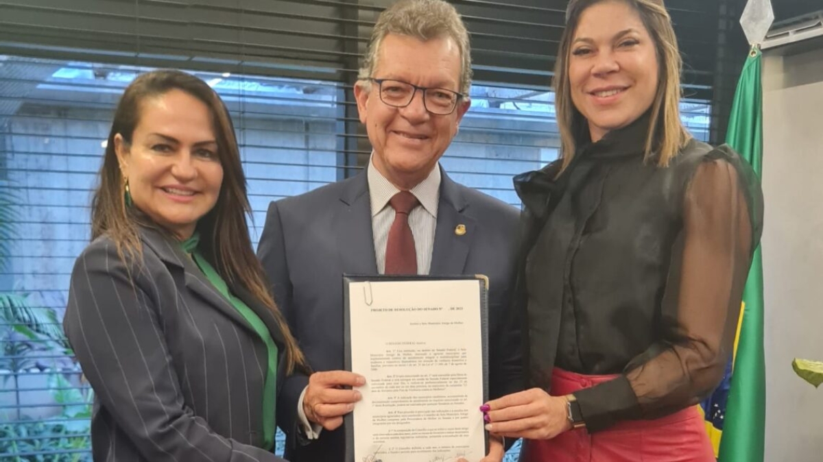 Laércio Oliveira apresenta proposta que cria o Selo Município Amigo da Mulher - Foto: Site Laércio Oliveira Laércio Oliveira apresenta proposta que cria o Selo Município Amigo da Mulher - Foto: Site Laércio Oliveira