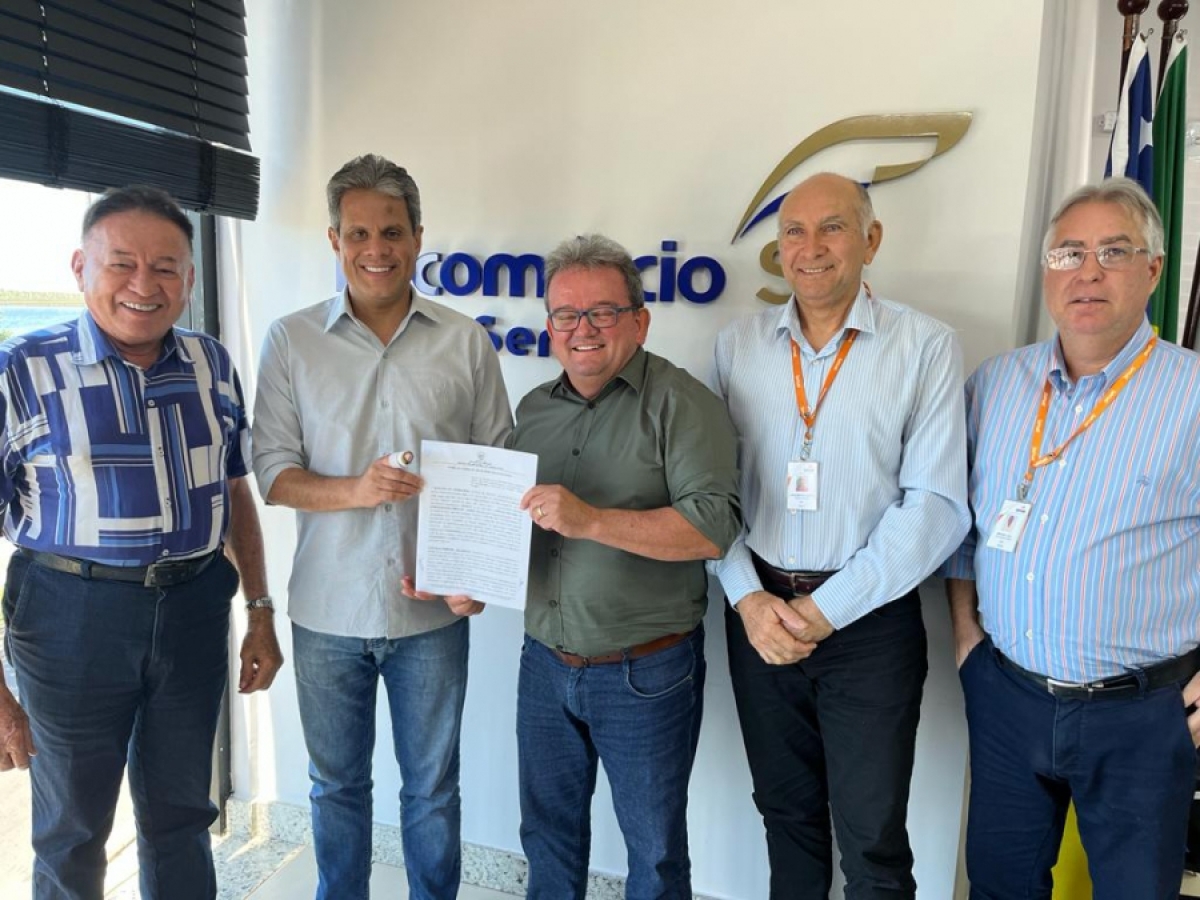 Prefeitura de Laranjeiras e Senac firmam parceria para a implantação de um restaurante-escola e traçam estratégias para o desenvolvimento do Turismo - Foto: Prefeitura de Laranjeiras Prefeitura de Laranjeiras e Senac firmam parceria para a implantação de um restaurante-escola e traçam estratégias para o desenvolvimento do Turismo - Foto: Prefeitura de Laranjeiras