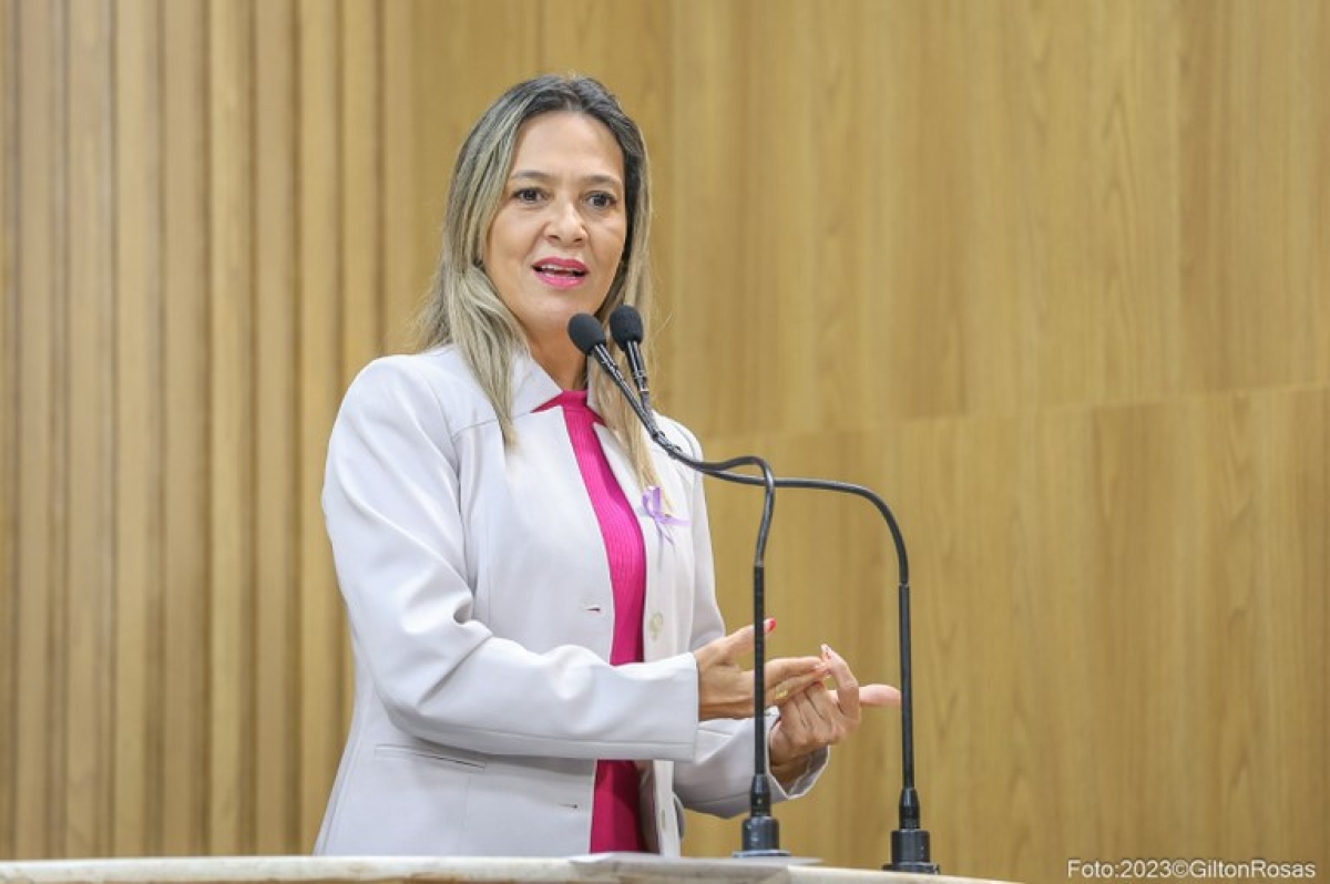 Vereadora Sheyla Galba - Foto: Gilton Rosas | Câmara de Aracaju Vereadora Sheyla Galba - Foto: Gilton Rosas | Câmara de Aracaju