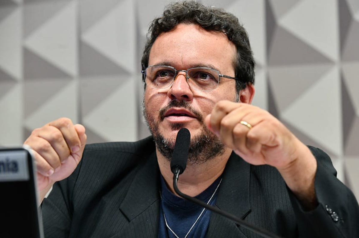 Repórter fotográfico Adriano Machado - Foto: Geraldo Magela | Agência Senado Repórter fotográfico Adriano Machado - Foto: Geraldo Magela | Agência Senado