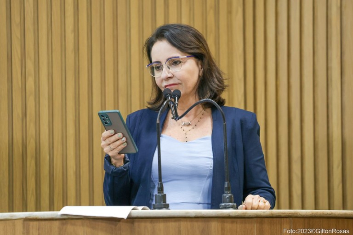 Vereadora Emília Corrêa - Foto: Gilton Rosas | Câmara de Aracaju