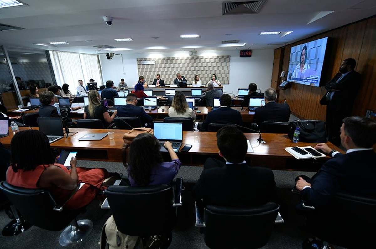 Audiência pública discutiu a regulação do setor de vídeo sob demanda, que tem Eduardo Gomes como relator - Foto: Edilson Rodrigues | Agência Senado