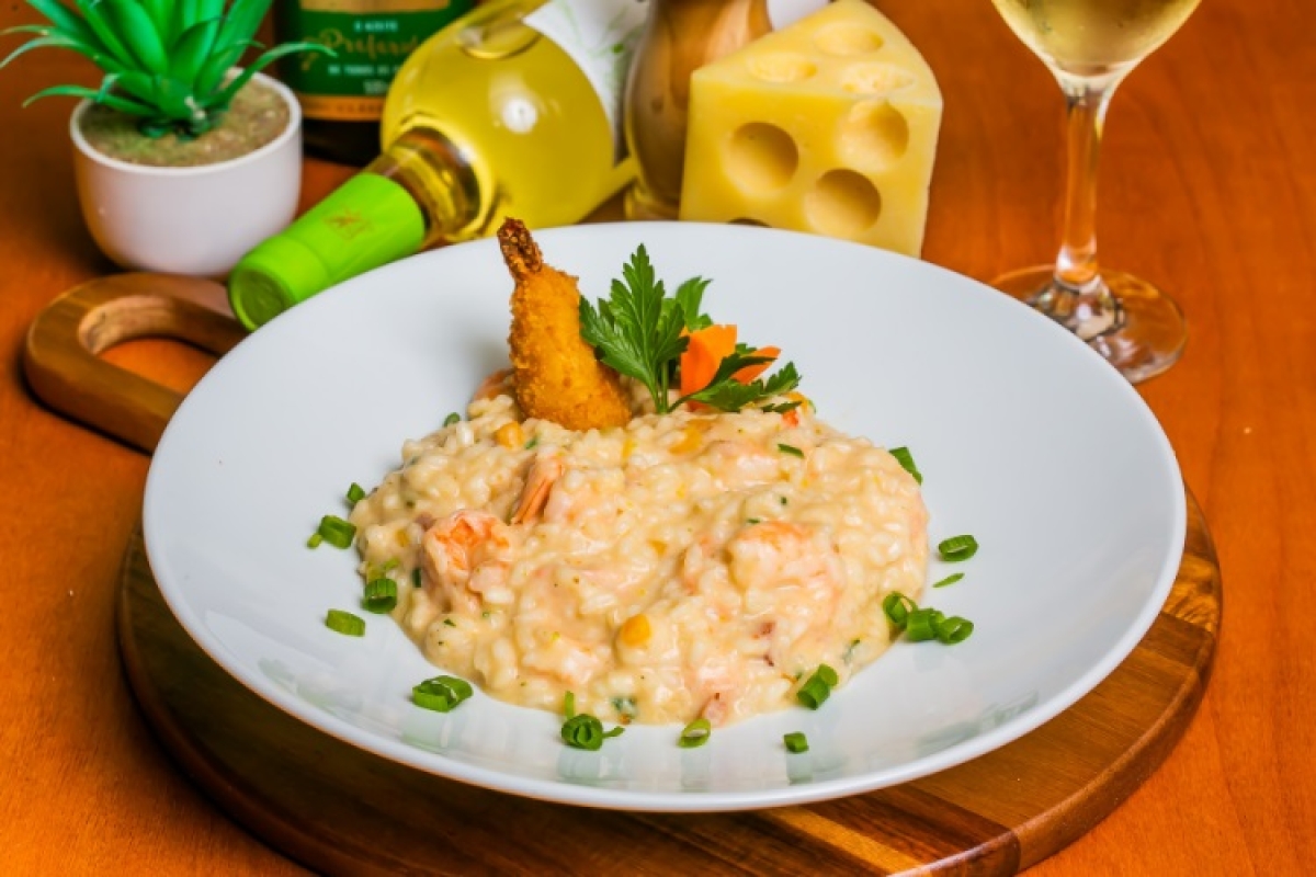 O restaurante Dunnas, na cidade de Natal, participa do O Quilo é Nosso deste ano com o prato Risoto de camarão ao creme de nata - Foto: Divulgação