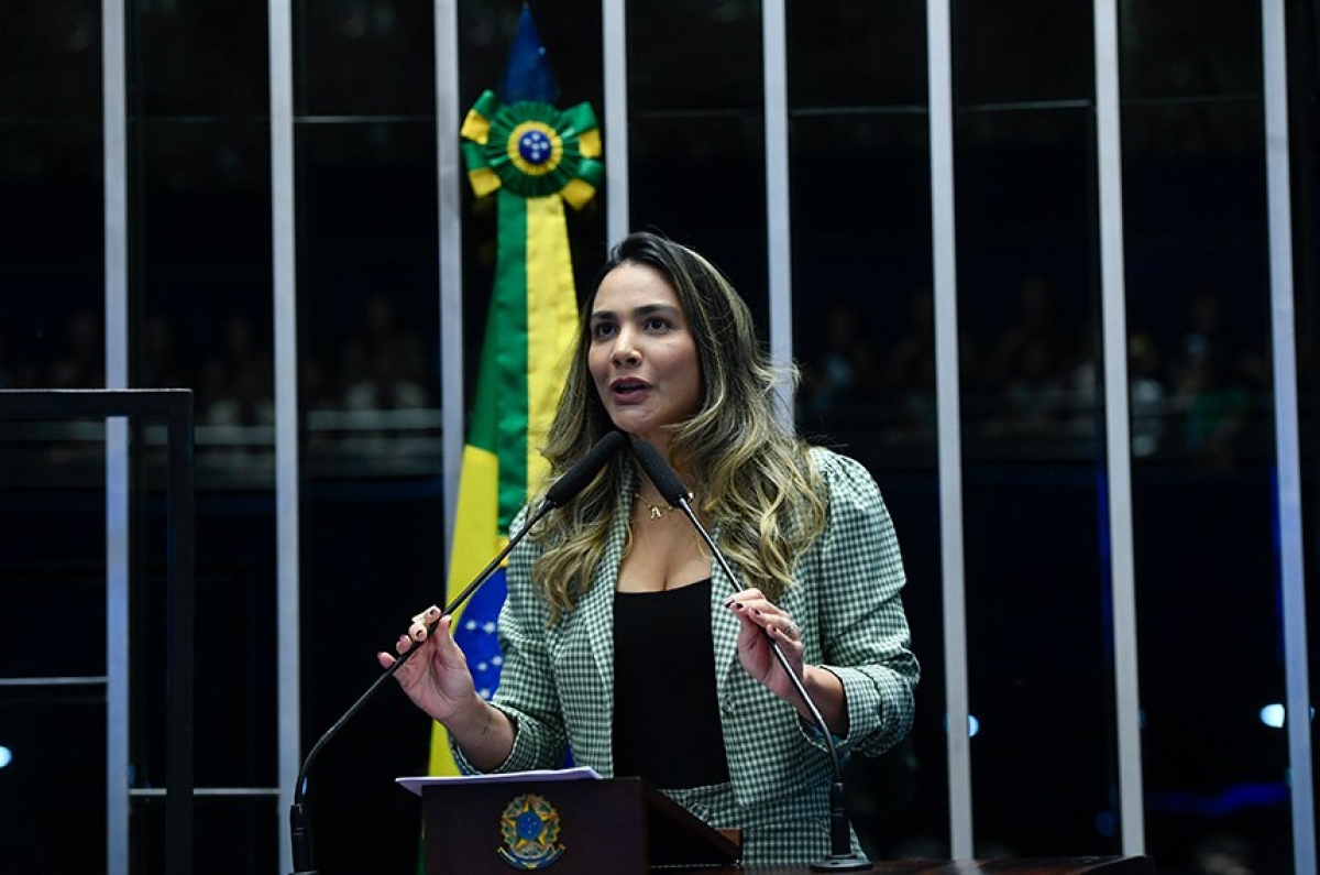 A senadora Ana Paula Lobato (PSB-MA) foi a relatora do projeto que regulamenta a profissão de sanitarista - Foto: Marcos Oliveira | Agência Senado