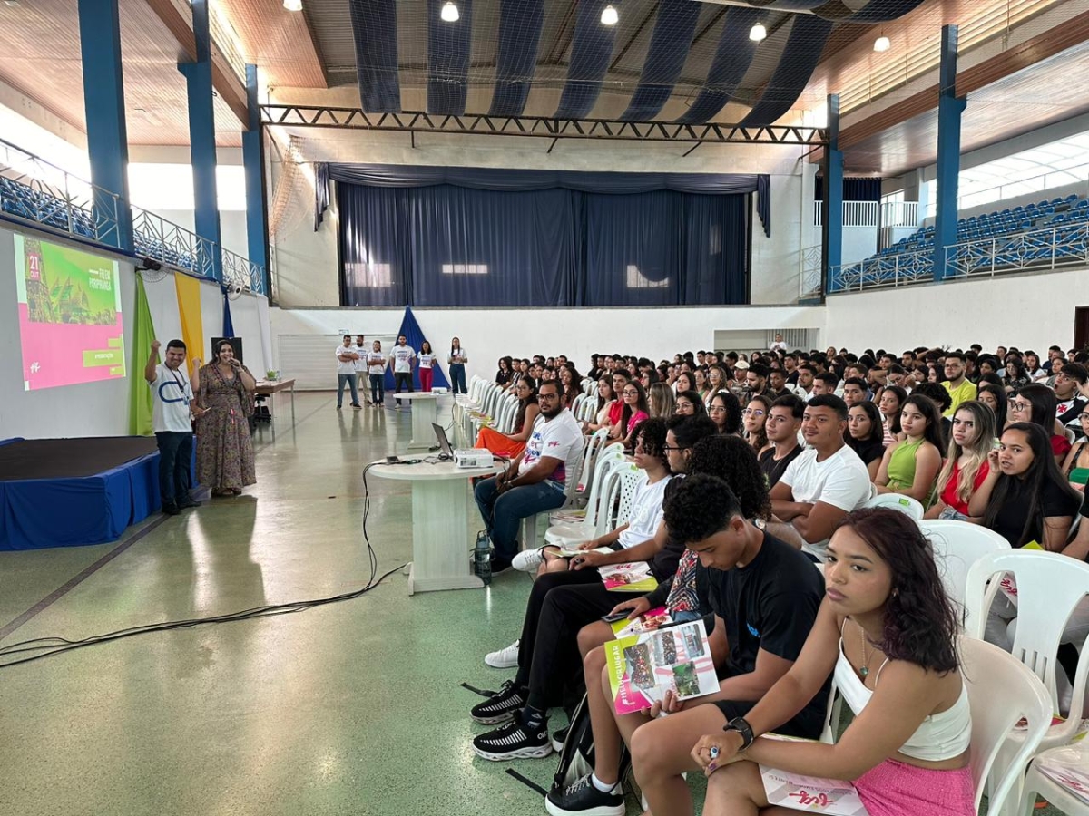 Cerca de 500 estudantes participam de aulão do Enem e Feiras das Profissões na Ages de Paripiranga/BA - Foto: Assessoria Ages | Comunicativa Associados