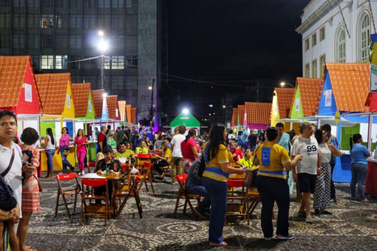 Barracas dos restaurantes na cidade cenográfica são destaque do evento - Foto: Livyan Holanda | CNC