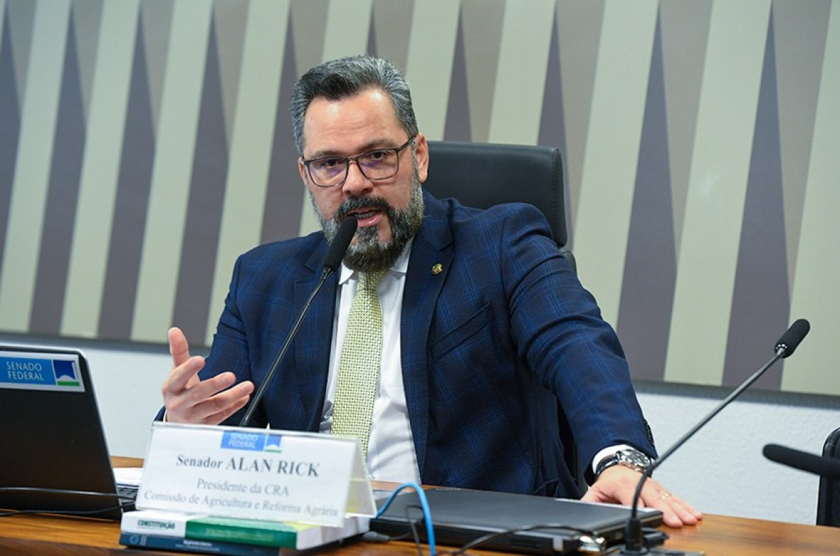 Presidente da CRA, Alan Rick é autor do projeto: intenção é atender produtores que tiveram prejuízo pela queda nos preços dos produtos - Foto: Jefferson Rudy | Agência Senado