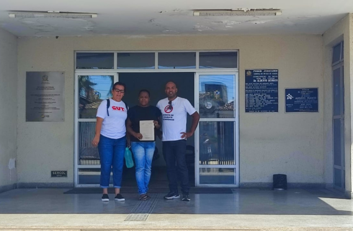 "Quem não quer empréstimo tem direito a salário", diz Emanuela Pereira (CUT) - Foto: CUT/SE