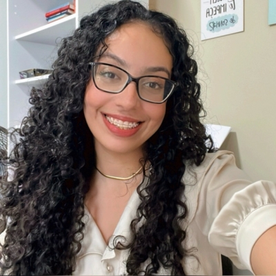 A psicóloga também indica aproveitar os recursos disponíveis de apoio em sua plataforma de ensino e estabelecer recompensas para si mesmo após atingir suas metas de estudo - Foto: Arquivo Pessoal