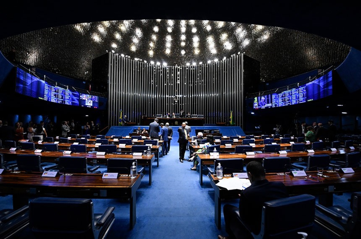 O Plenário do Senado autorizou empréstimos que visam ao desenvolvimento nas esferas federal, estadual e municipal - Foto: Jefferson Rudy | Agência Senado