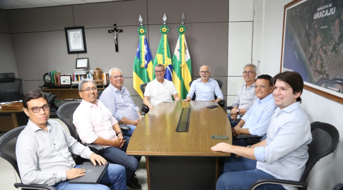 Fábio Mitidieri anuncia subsídio de R$ 10 milhões para transporte da região metropolitana - Foto: André Moreira | Governo de Sergipe