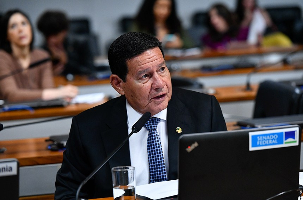 Hamilton Mourão apresentou relatório favorável ao projeto de Cleitinho; o PL 4.187/2023 vai à analise da CCJ - Foto: Geraldo Magela | Agência Senado