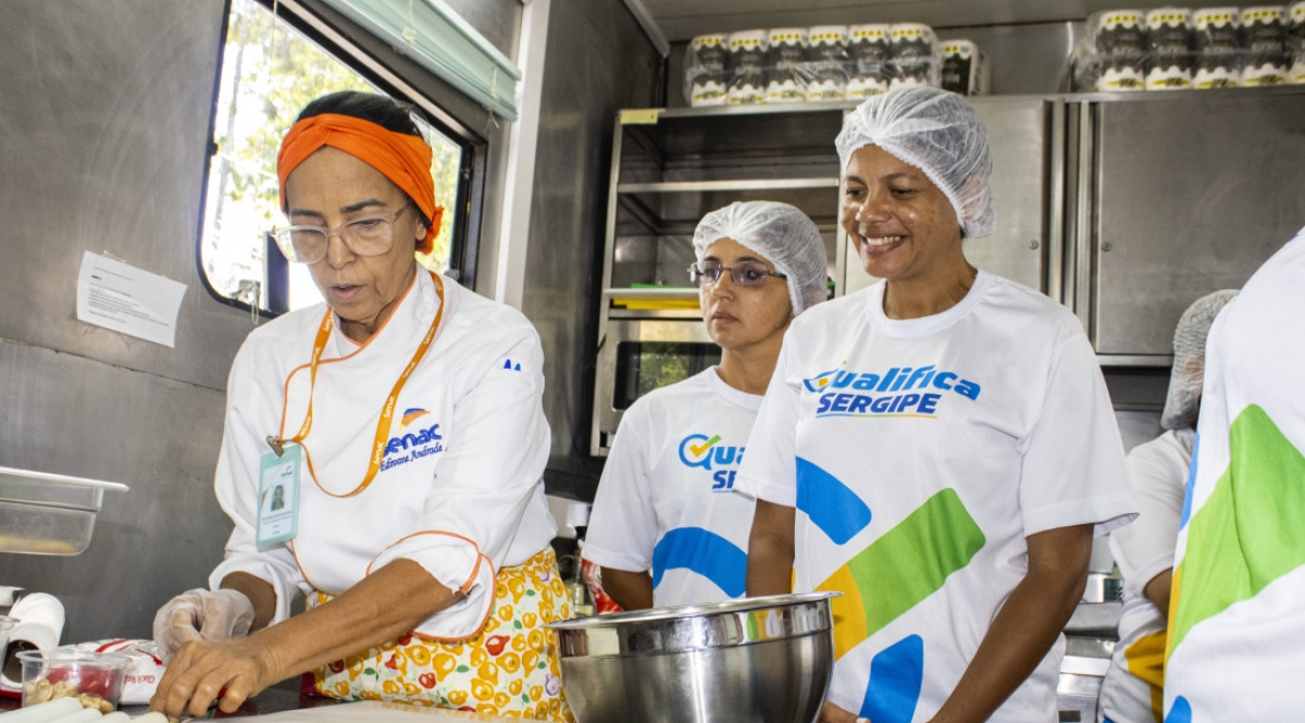 Governo de Sergipe e Senac promovem qualificação de novas turmas na área da gastronomia natalina - Foto: Jhennifer Laruska | Governo de Sergipe