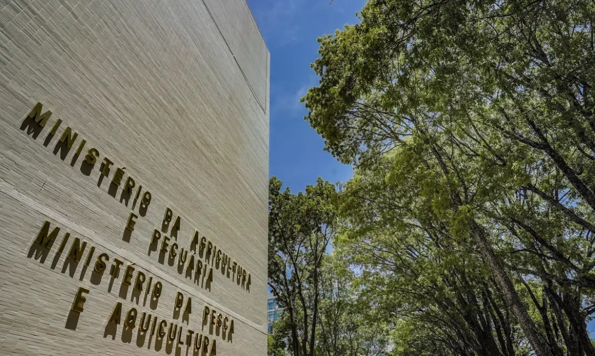 Brasília (DF), 11/10/2023 - Prédio do Ministério da Agricultura e Pecuária e do Ministério da Pesca e Aquicultura, na Esplanada dos Ministérios em Brasília - Foto: Rafa Neddermeyer | Agência Brasil