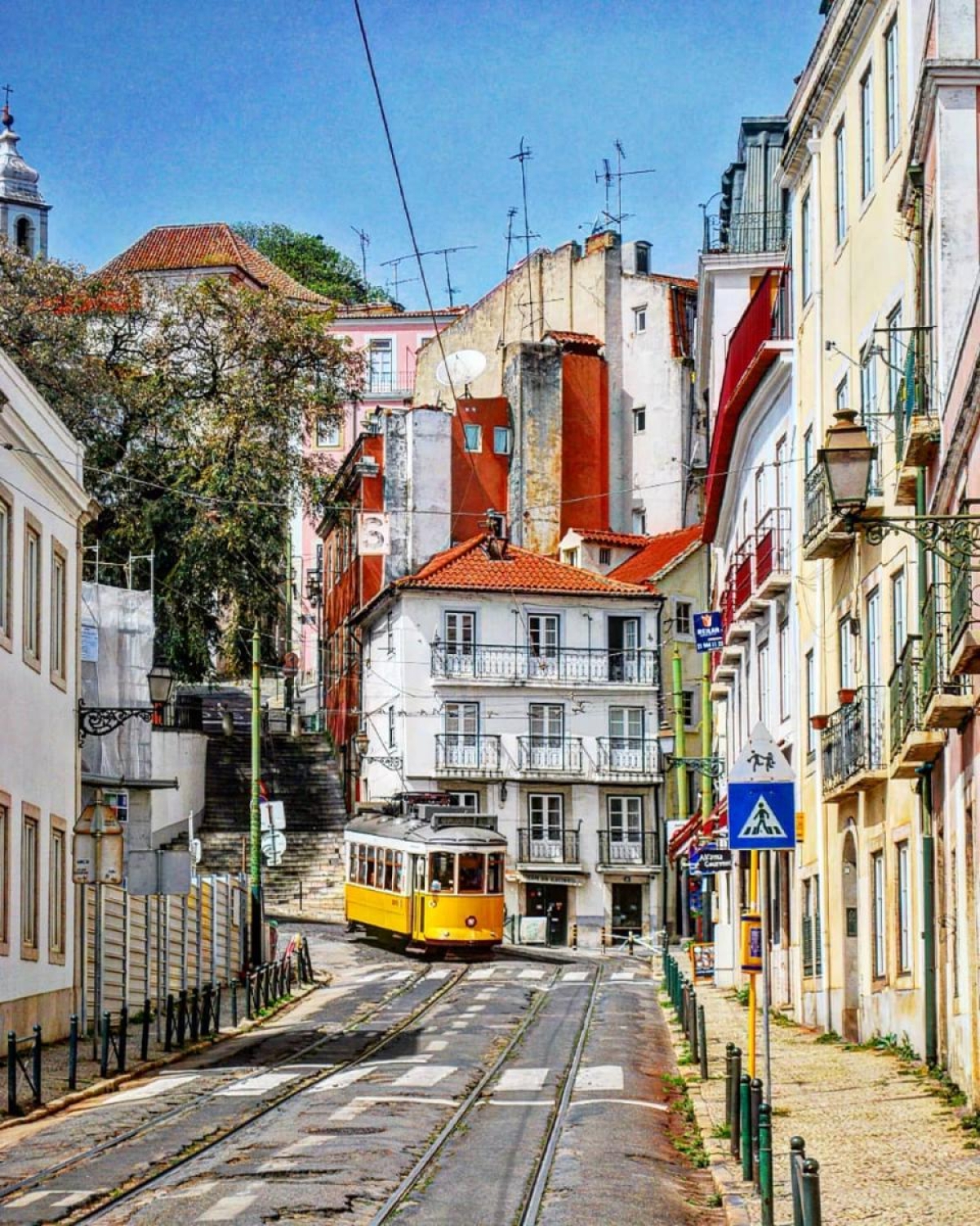 O elétrico 28 é um passeio que passa pelos principais pontos turísticos - Foto: @paulo.c.lopes