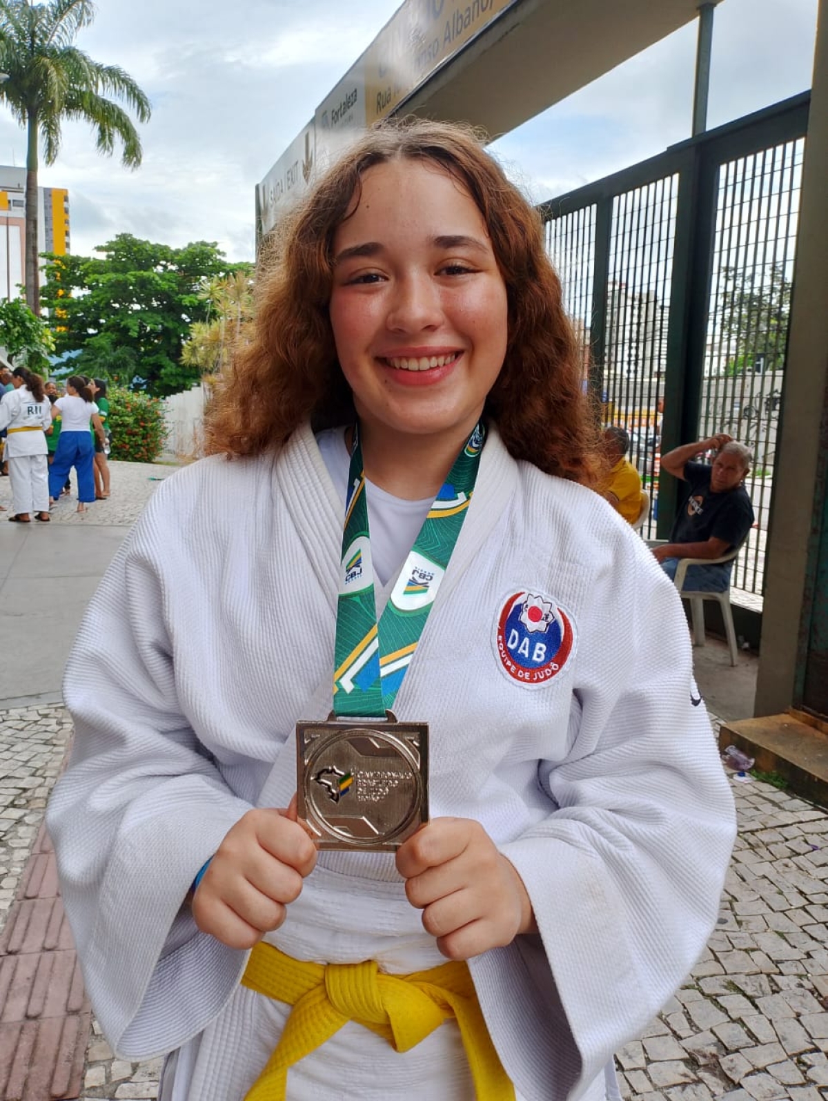 A atleta foi vice-campeã na categoria meio-pesado do Sub15 - Foto: Arquivo Pessoal
