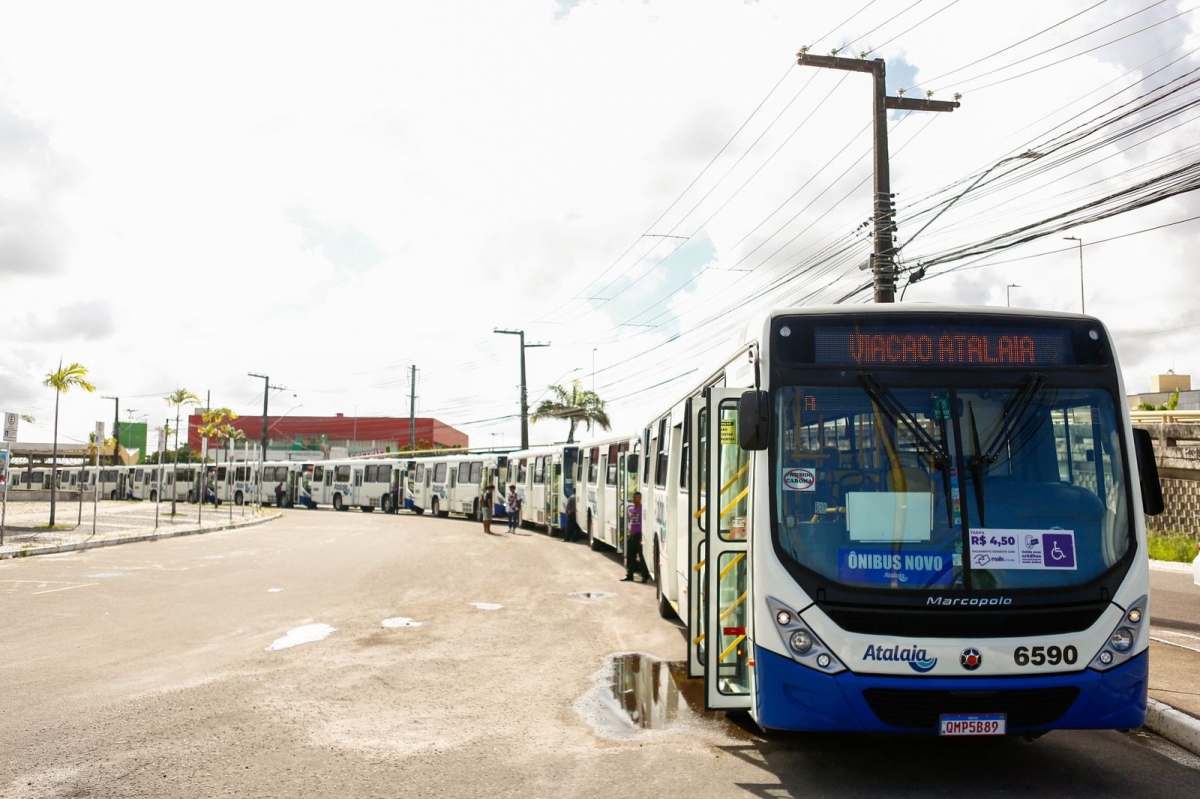 Barra dos Coqueiros celebra Consórcio que anunciou chegada de dez novos ônibus - Foto: Divulgação
