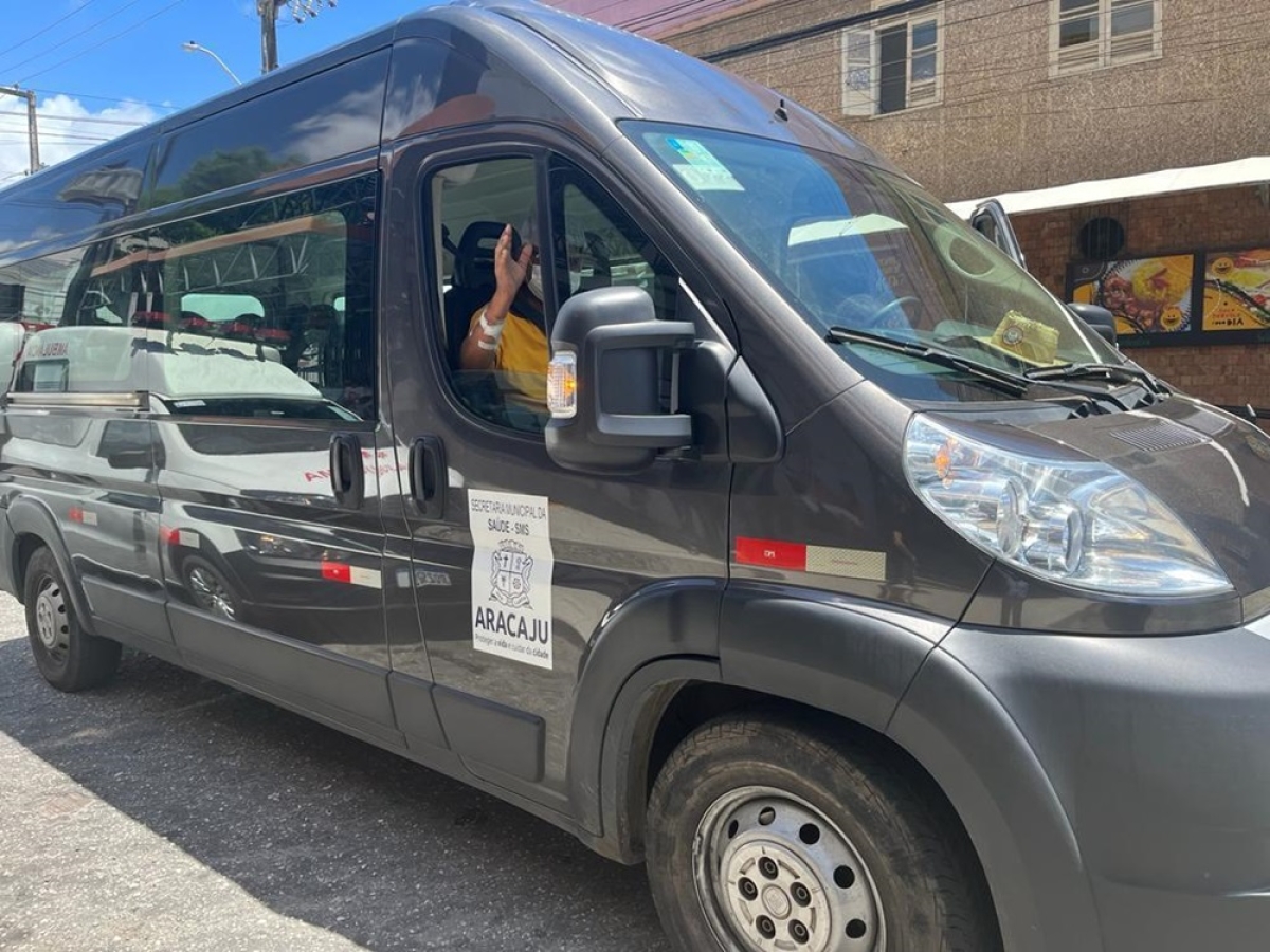 Transporte Sanitário garante deslocamento de pacientes aracajuanos a locais de tratamento - Foto: Ascom SMS