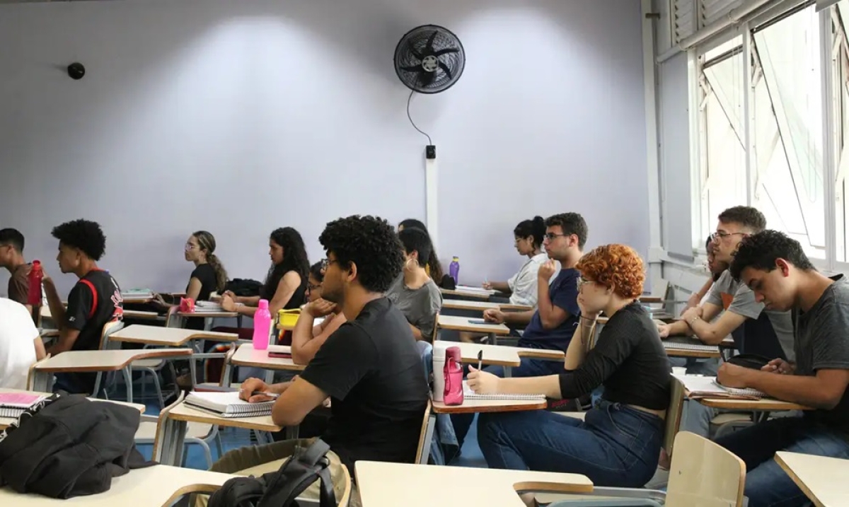 Cursinho preparatório para o vestibular da Universidade de São Paulo (USP Leste) - Foto: Rovena Rosa/Agência Brasil