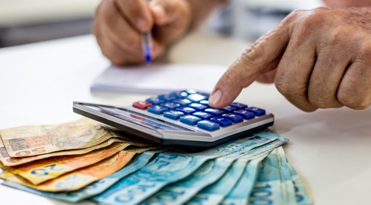 Mais de 23 mil servidores dos PCCvs e das fundações de Saúde serão beneficiados com reajuste salarial - Foto: Arthuro Paganini