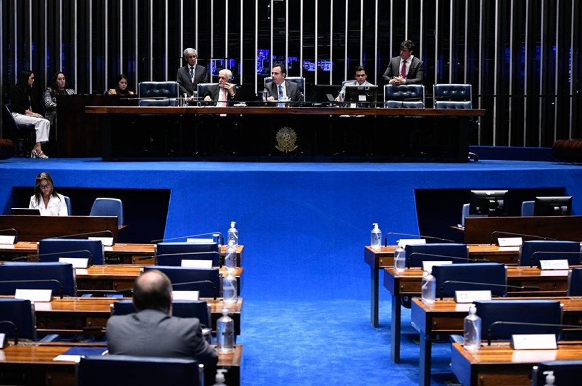 O SPVAT deve ser cobrado dos proprietários de automóveis e usado para pagar as indenizações por acidentes - Foto: Jefferson Rudy/Agência Senado
