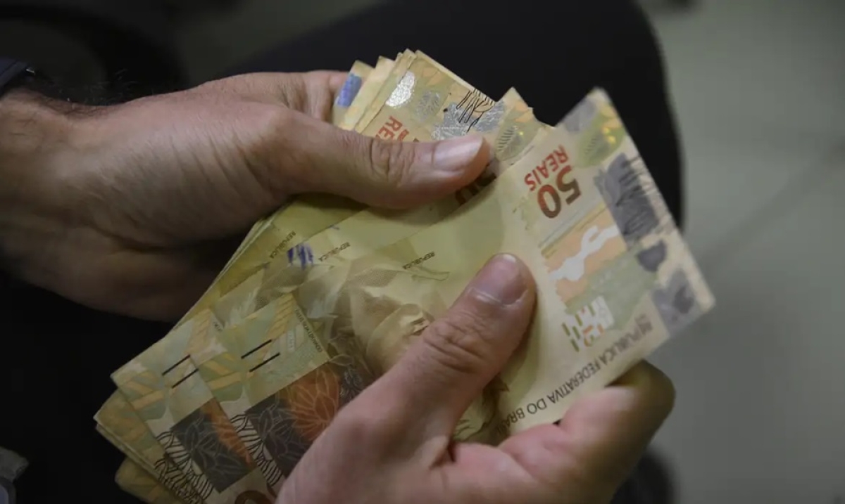 Caixa libera abono do PIS/Pasep para nascidos em maio e junho - Foto: Marcello Casal Jr/Agência Brasil/Arquivo